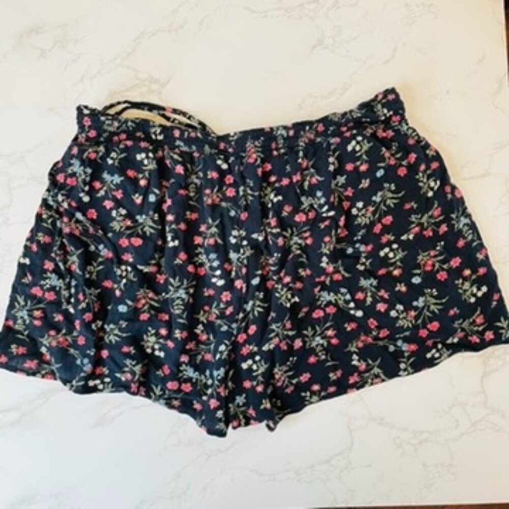 American Eagle Black Floral Butterfly Style Gauzy Cotton Flowy Drawstring Shorts - Picture 2 of 10